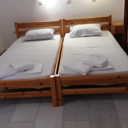 Lofos Kalamouria Plaka Apartment