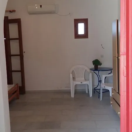 Apartment Lofos Kalamouria Plaka